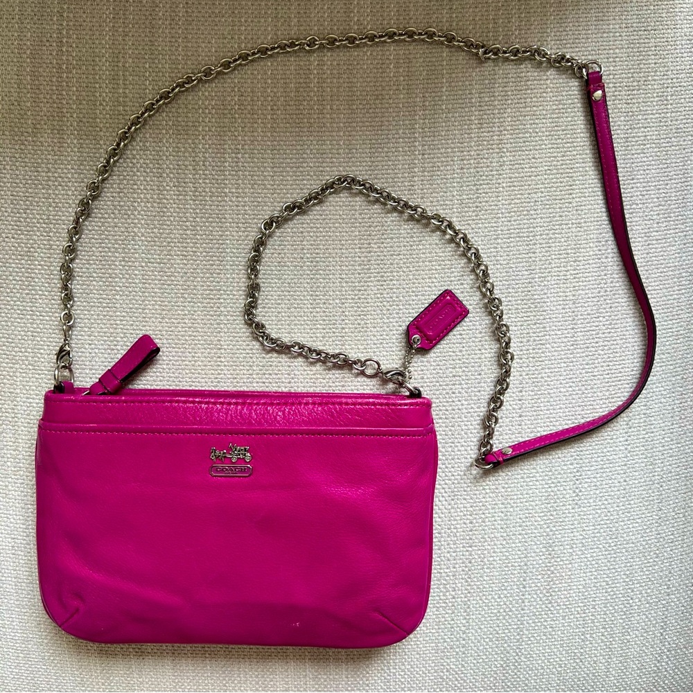 Vintage Coach Chain-Link Crossbody Bag